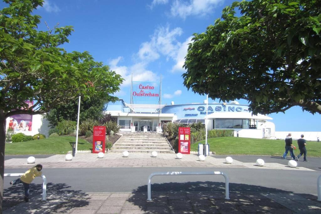 Votre appartement à 200m de la plage Ouistreham Exterior foto